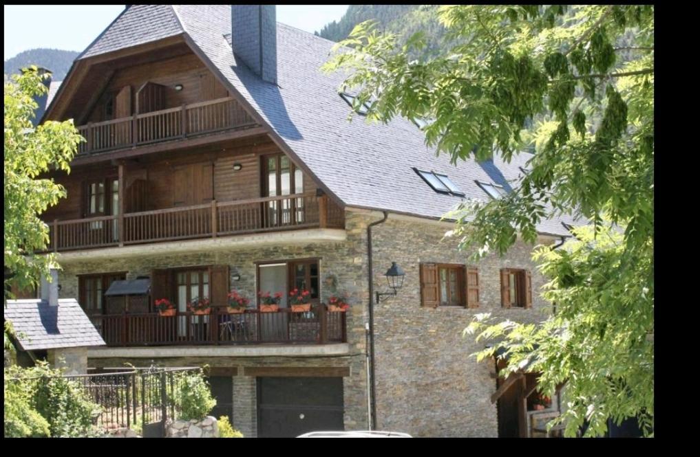 Apartamento Salardu Exterior photo